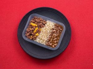 Brasileirinho de carne (Patinho moído, arroz, feijão e mandioquinha cozida)