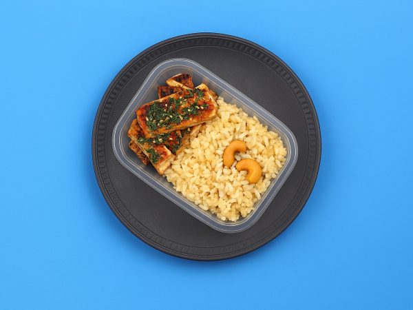 Saint Peter ao molho de ervas e arroz com castanhas e couve flor