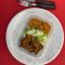 Filé mignon suíno grelhado com arroz com brócolis e feijão